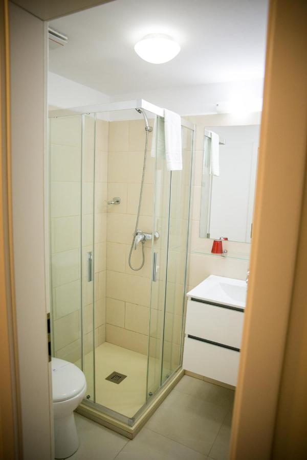 May Residence Dumbravita  Luaran gambar