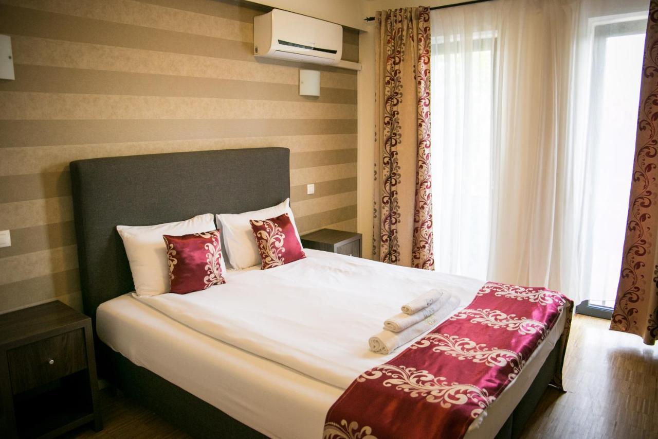 May Residence Dumbravita  Luaran gambar